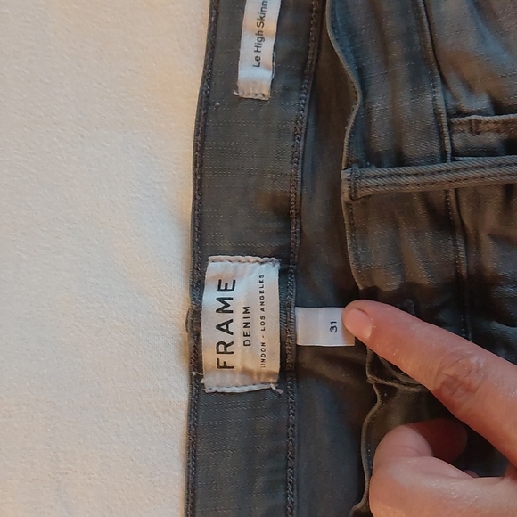 FRAME jeans - Picture 3 of 4